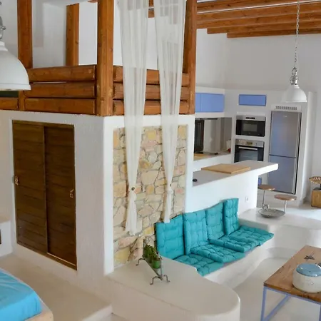 Studiosworx * איוס חורה