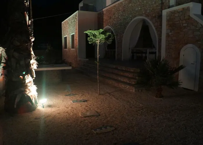 Studiosworx イオス島 チョーラ